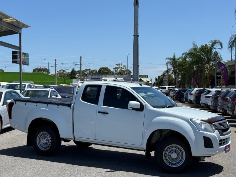 2017 Isuzu D-MAX SX High Ride Auto 4x2 MY17