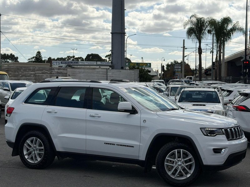 2017 Jeep Grand Cherokee Laredo Auto 4x4 MY17