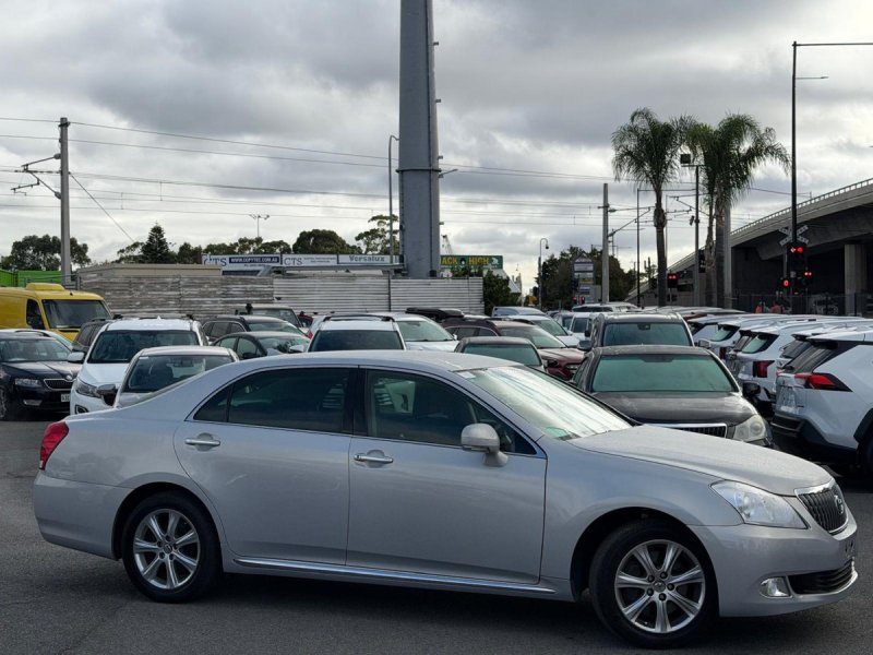 2012 Toyota Crown Majesta Auto