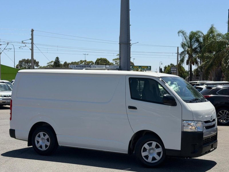 2018 Toyota Hiace LWB Auto