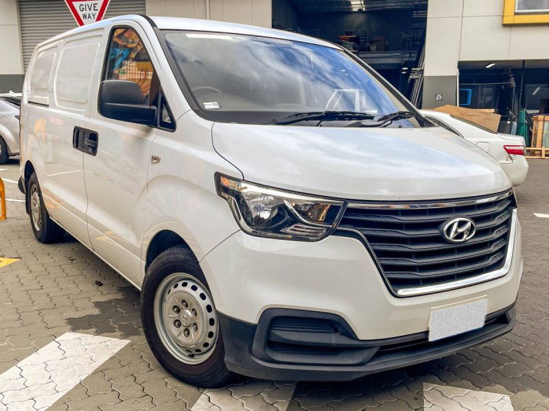 2018 Hyundai ILoad Rent to Own from $218.90 (subject to T&Cs)