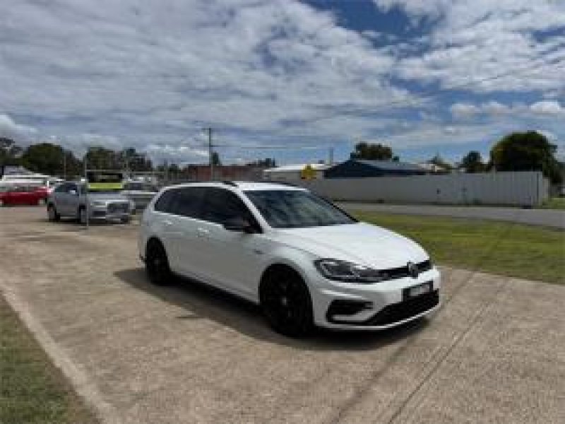 2017 VOLKSWAGEN GOLF 4D WAGON