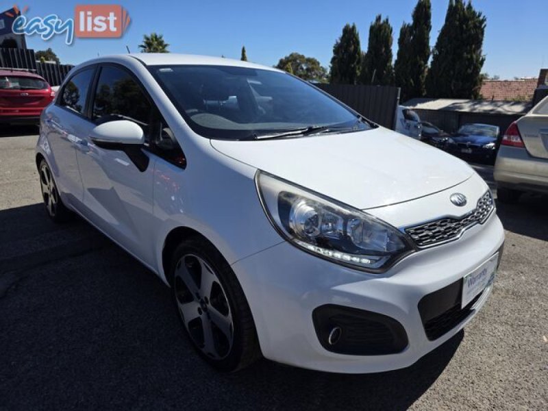2012 KIA RIO 5 DOOR HATCH ABSOLUTELY IMMACULATE T/OUT EXCELLENT TO DRIVE BOOKS