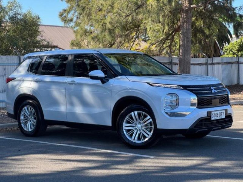 2022 MITSUBISHI OUTLANDER ES 5 SEAT (2WD) ZM MY22