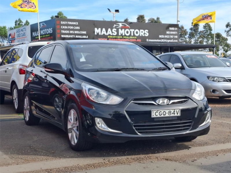 2012 Hyundai ACCENT PREMIUM 4 Sp