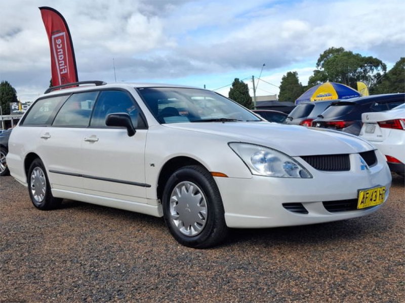 2005 Mitsubishi Magna ES
