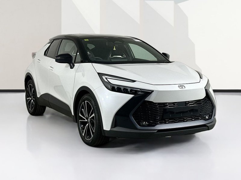 2024 Toyota C-HR ZYX20R KOBA HYBRID + 2 TONE CONTINUOUS VARIABLE