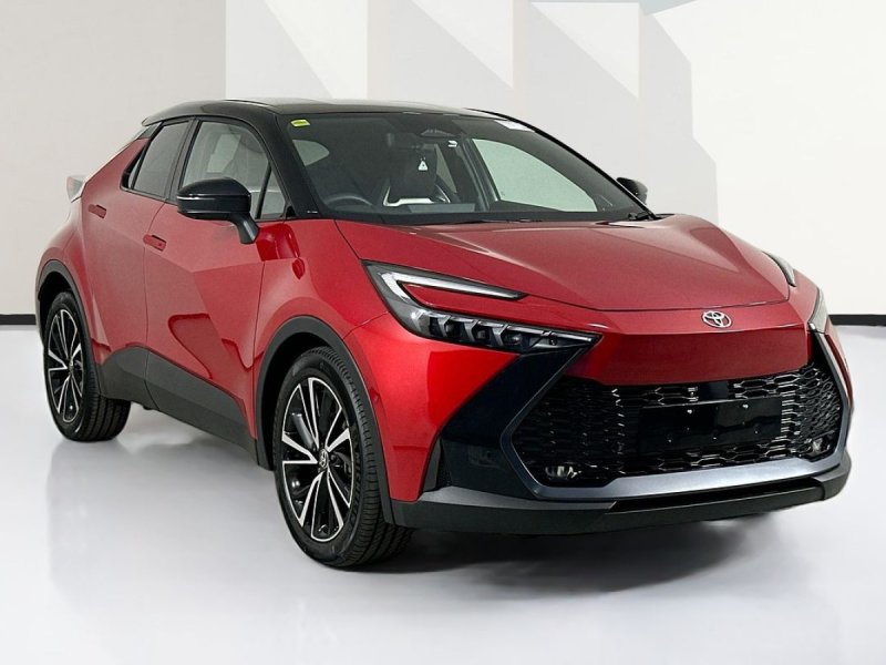 2025 Toyota C-HR ZYX20R KOBA HYBRID + 2 TONE CONTINUOUS VARIABLE