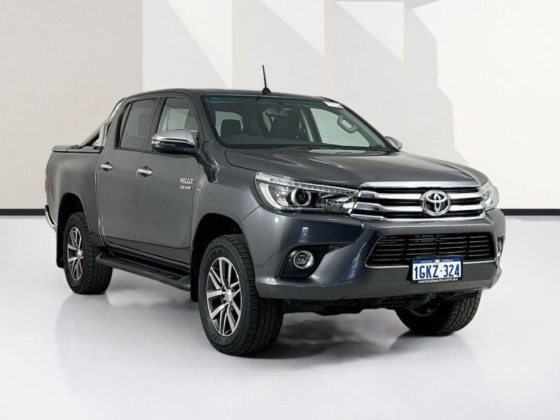 2017 Toyota HILUX GUN126R SR5 (4x4) 6 SP AUTOMATIC