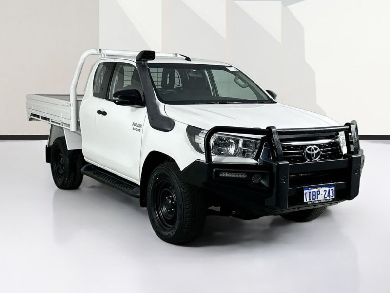 2018 Toyota HILUX GUN126R MY19 SR (4x4) 6 SP MANUAL