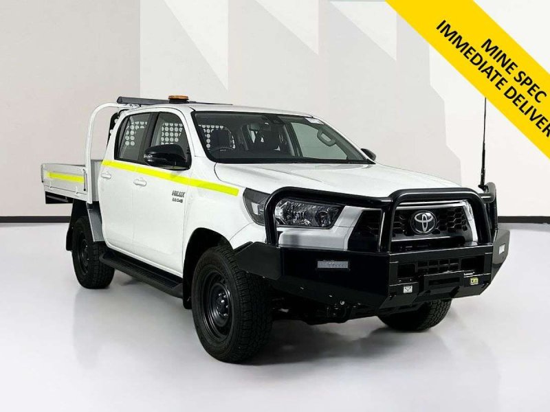 2025 Toyota HILUX GUN126R RC SR (4x4) STEEL WHEELS 6 SP AUTOMATIC