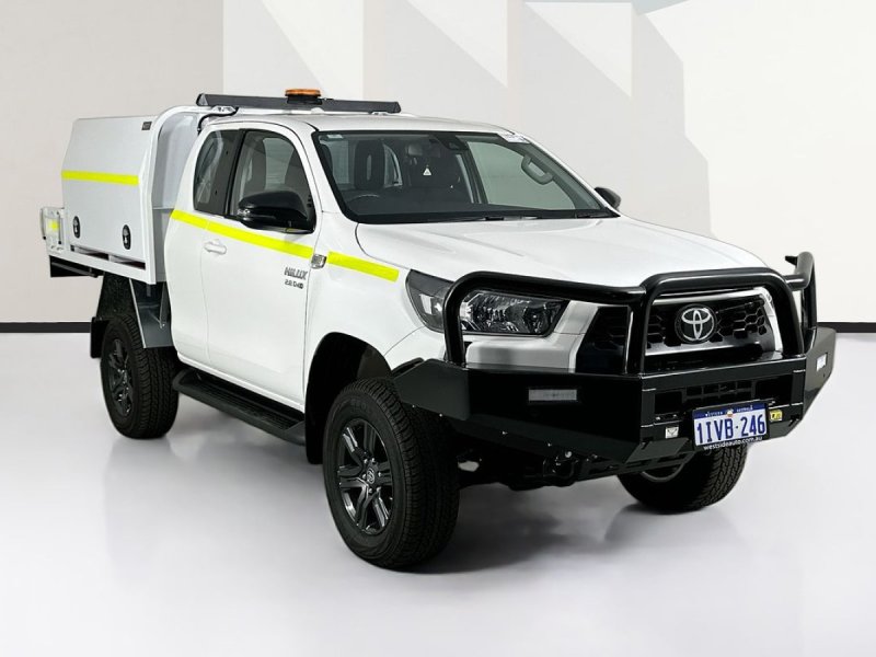 2025 Toyota HILUX GUN126R RC SR (4x4) 6 SP AUTOMATIC