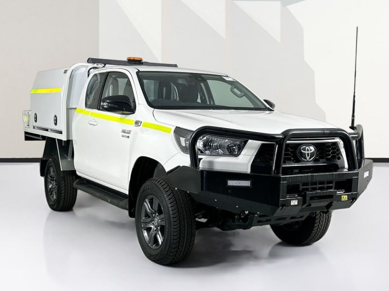 2025 Toyota HILUX GUN126R RC SR (4x4) 6 SP AUTOMATIC