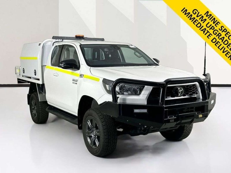 2025 Toyota HILUX GUN126R RC SR (4x4) 6 SP AUTOMATIC