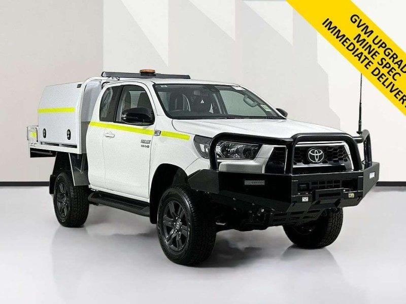 2025 Toyota HILUX GUN126R RC SR (4x4) 6 SP AUTOMATIC