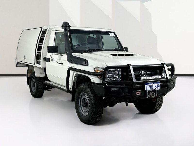 2017 Toyota LANDCRUISER LC70 VDJ79R MY17 WORKMATE (4x4) 5 SP MANUAL