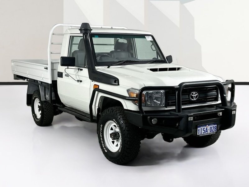 2018 Toyota LANDCRUISER VDJ79R MY18 WORKMATE (4x4) 5 SP MANUAL