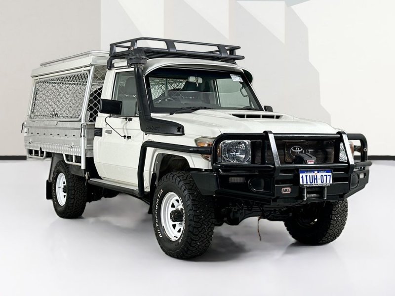 2018 Toyota LANDCRUISER VDJ79R MY18 WORKMATE (4x4) 5 SP MANUAL