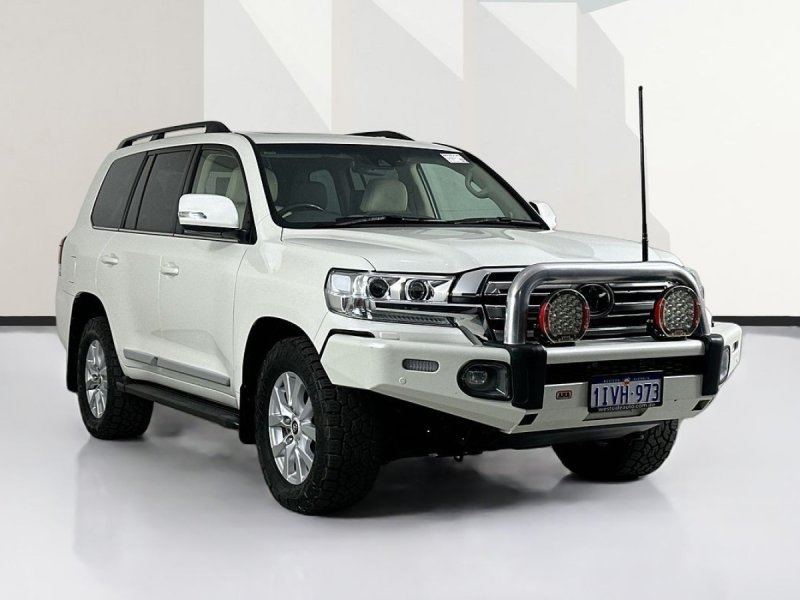 2020 Toyota LANDCRUISER VDJ200R LC200 SAHARA (4x4) 6 SP AUTOMATIC
