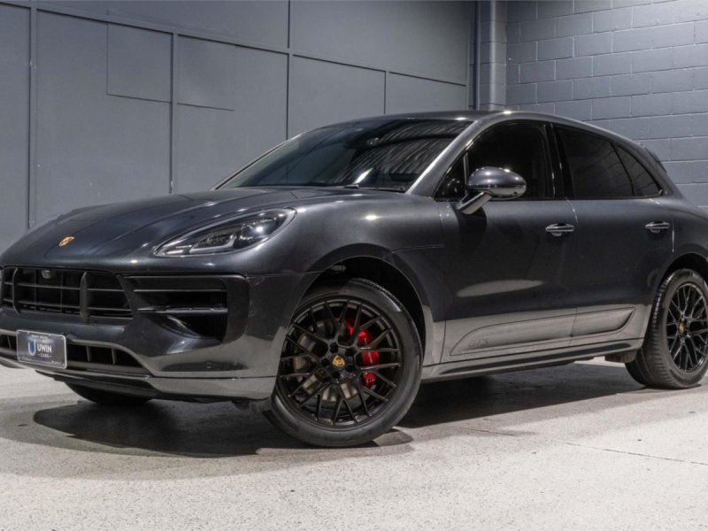 2021 Porsche Macan Wagon GTS 95B MY21