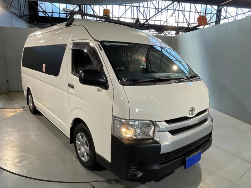 2018 Toyota Hiace Bus Commuter TRH223R