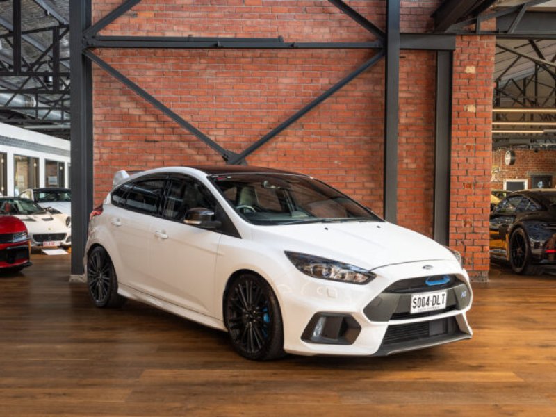 2016 Ford Focus LZ RS Hatchback – AWD – Manual