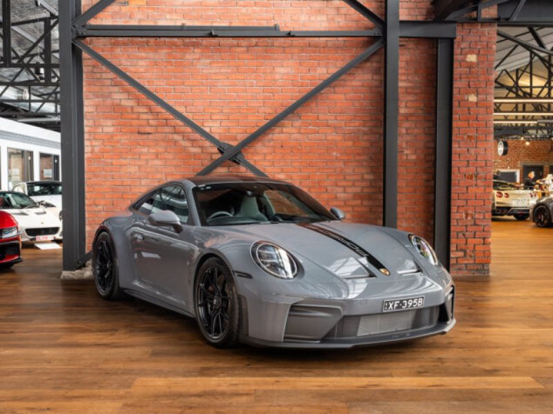 2025 Porsche 911 992.2 GT3 Touring Coupe – PDK (MY26)